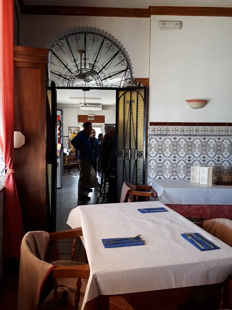 "Casa Arias C.B"