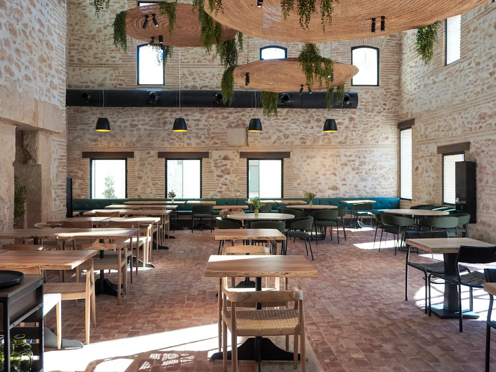 Almazara Cafeteria Restaurante
