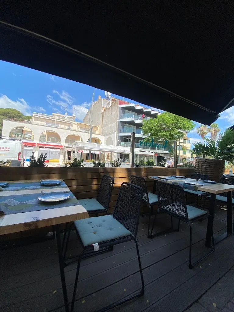 Amadeus Bar & Restaurant