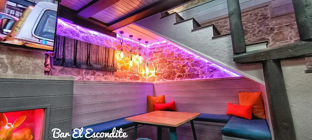 Bar-Taberna El Escondite