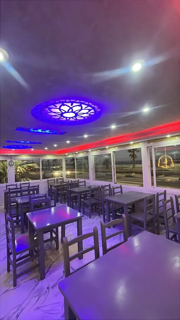 Cafe Restaurante La Colonia 3
