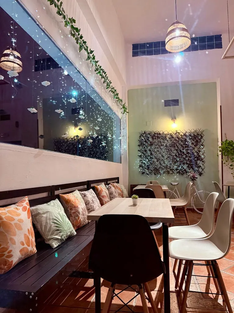 Cafe Y Bistro Cervantes