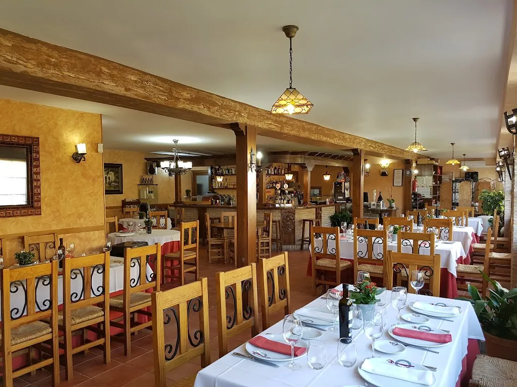 Casa Rural Restaurante Puerto Del Emperador