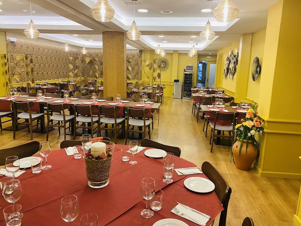 Estambul Kebab Pizzeria1