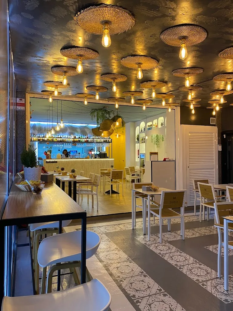 Gustobistro