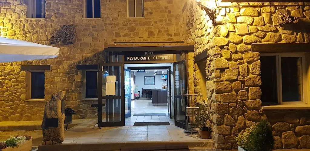 Hotel Restaurante Avis