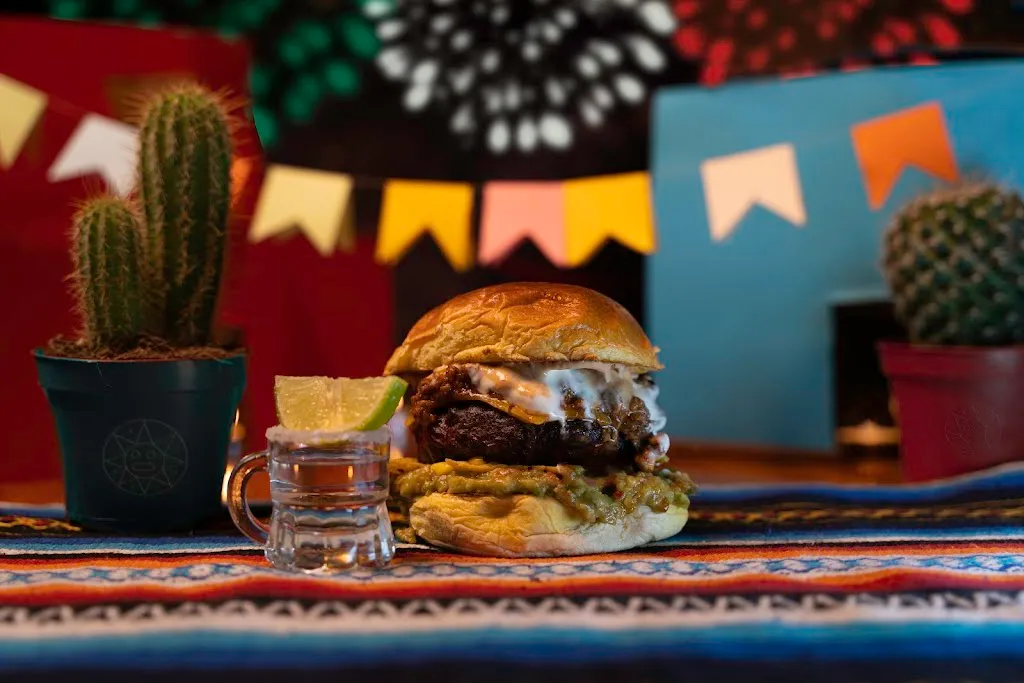 Jr Burger