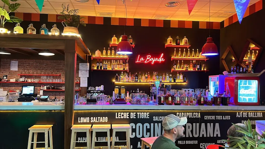 La Bajada Street Food & Go - Oporto - Restaurante Peruano