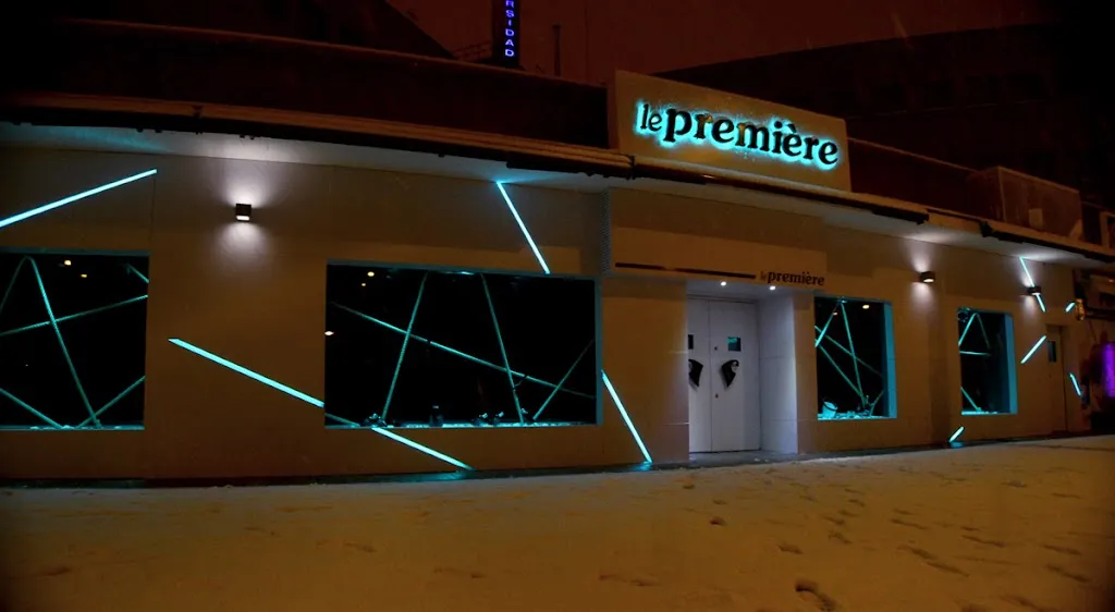 Le Premiere