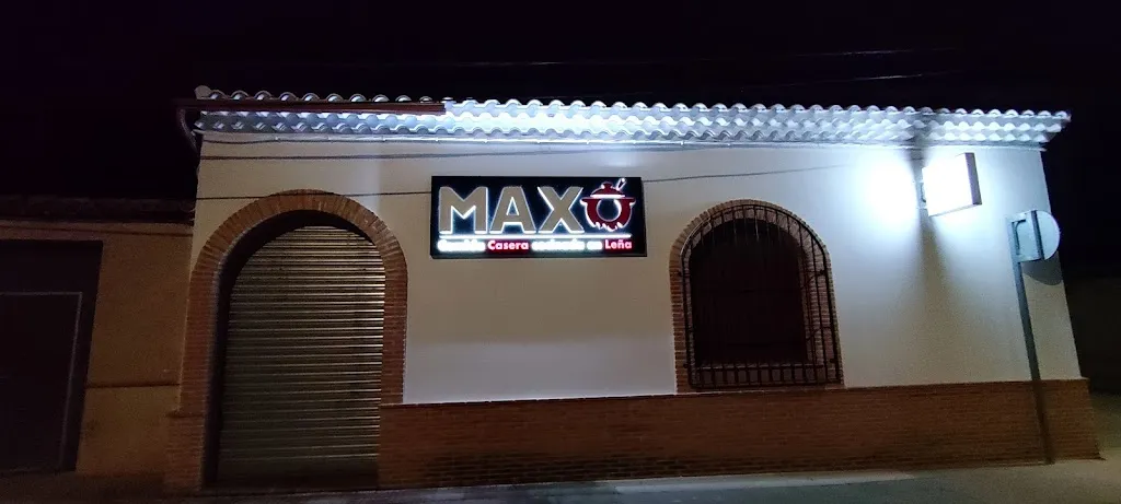 Maxo Comida Casera Cocinada En Lena