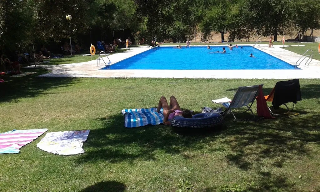 Piscina Camping Puente Nuevo