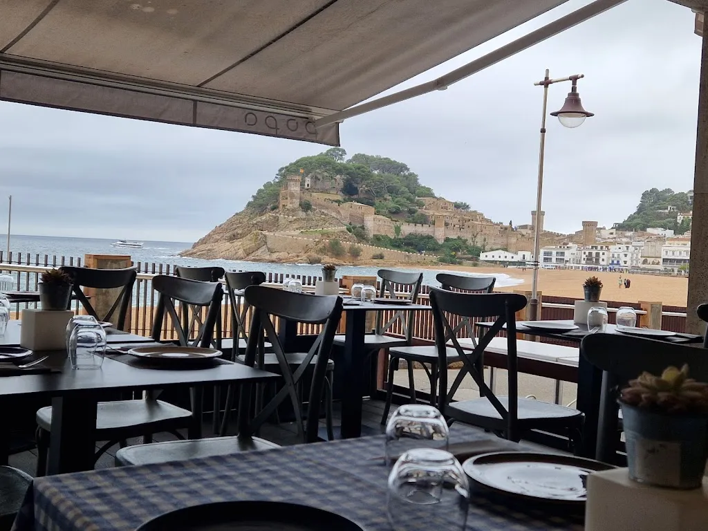 Popa Tapas & Drinks