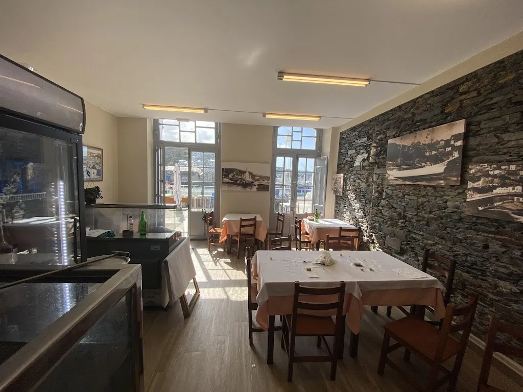 Restaurante La Montanesa Del Muelle