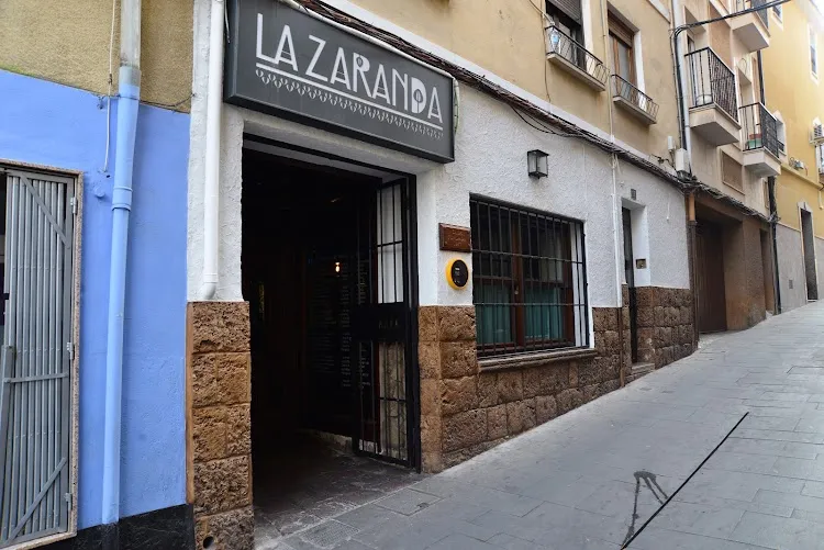 Restaurante La Zaranda / Restaurantes En Yecla