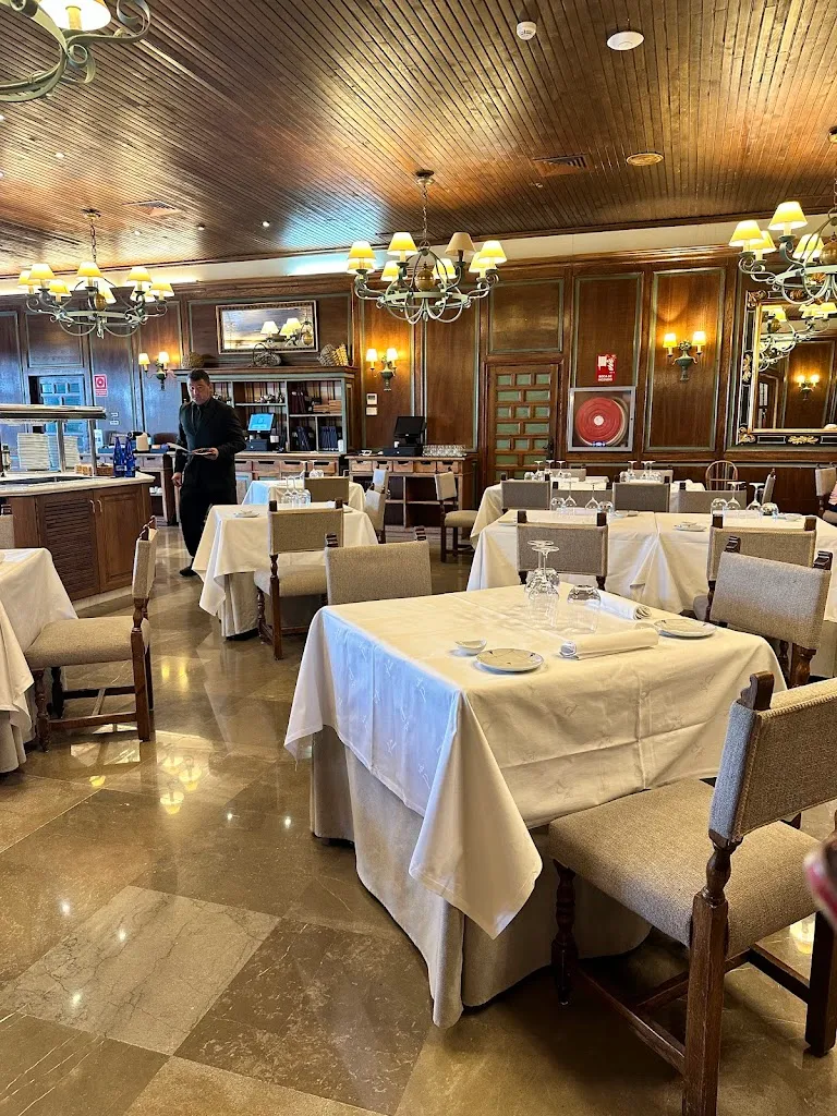 Restaurante @ Parador De Cervera De Pisuerga