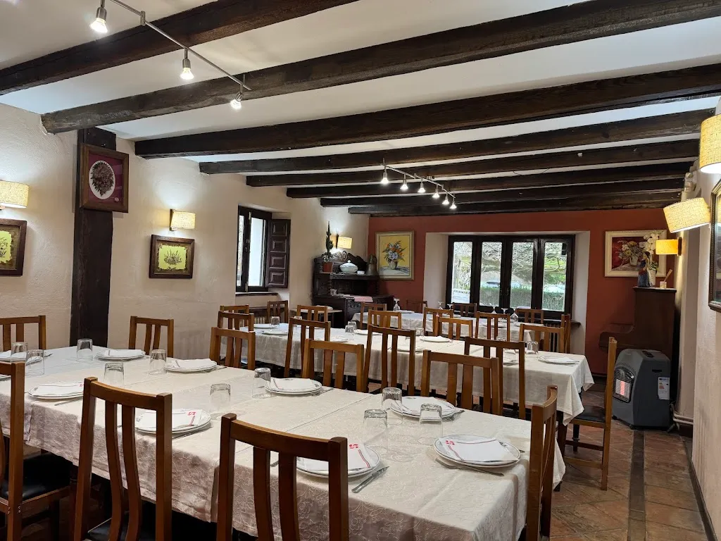 Restaurante Venta Udabe / Udabeko Benta