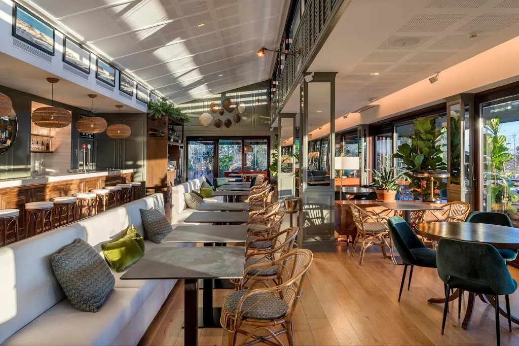 The Club Cafe