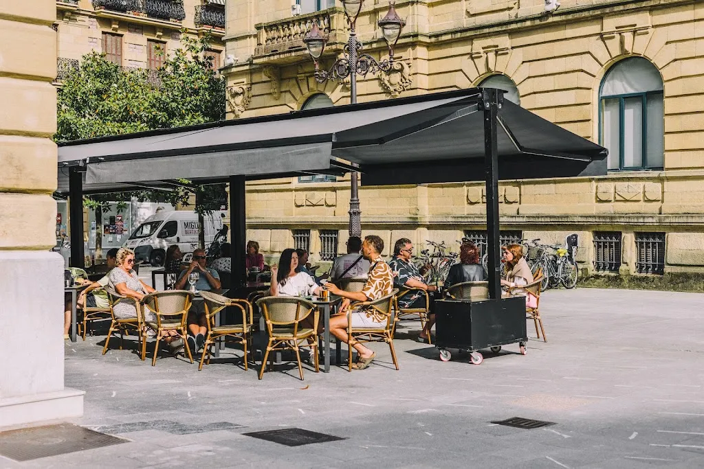 Villano Bistro