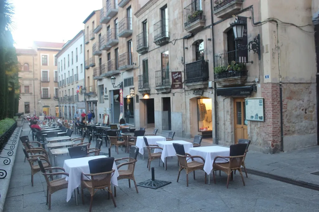 Zazu Bistro
